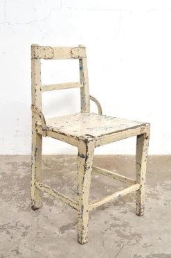 Pamono Vintage Childrens Chair in Wood Best
