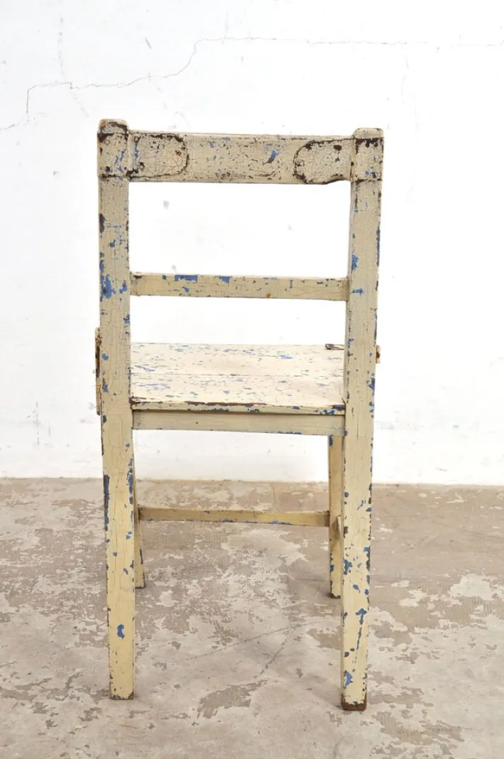 Pamono Vintage Childrens Chair in Wood Best