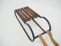 Pamono Vintage Children's Sleigh in Steel and Wood, 1920 Hot