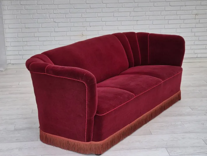 Pamono Vintage Danish 3-Seater Sofa in Cherry-Red Furniture Velour, 1960s