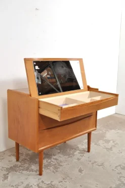 Pamono Vintage Danish Teak Dressing Table or Chest of Drawers from Ølholm Møbelfabrik, 1960s Clearance