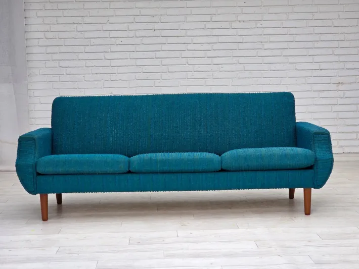 Pamono Vintage Danish Three-Seater Sofa in Wool and Teak, 1970s New