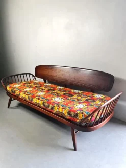 Pamono Vintage Daybed Model 355 from Lucian Randolph Ercolani, 1960s New