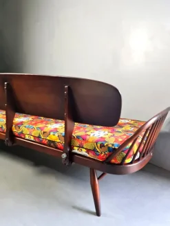 Pamono Vintage Daybed Model 355 from Lucian Randolph Ercolani, 1960s New
