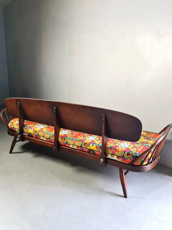 Pamono Vintage Daybed Model 355 from Lucian Randolph Ercolani, 1960s New