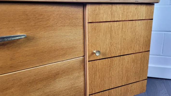 Pamono Vintage Dressing Table attributed to Lebus, 1960s Online