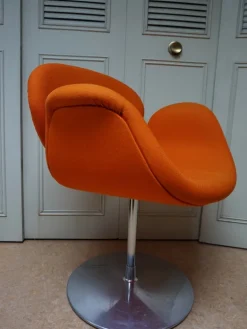 Pamono Vintage Dutch Little Tulip Swivel Armchair by Pierre Paulin for Artifort, 1990s Sale