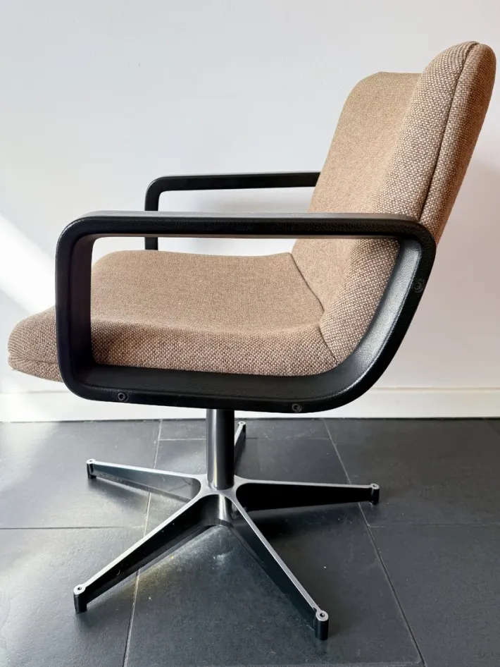 Pamono Vintage Dutch Office Chair, 1970s New