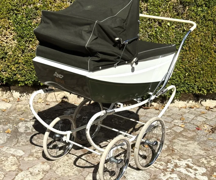 Pamono Vintage English Freeway Coachbuilt Baby Pram in Dark Green & White, 1960s Discount