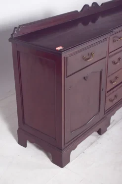 Pamono Vintage English Vanity Unit with Small Mahogany Top, 1920s Hot