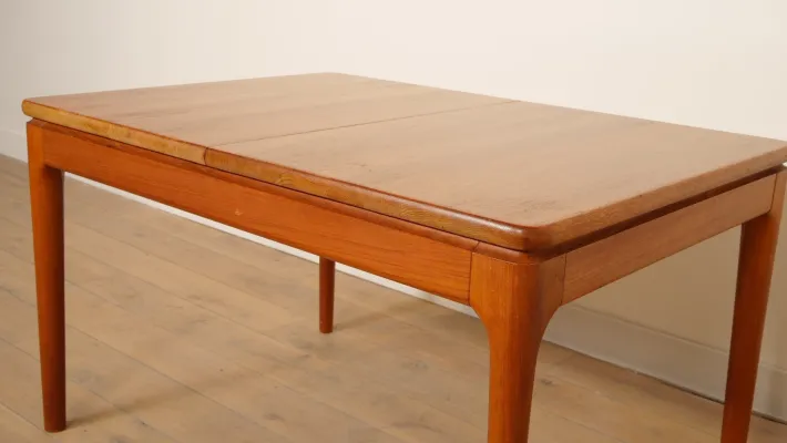 Pamono Vintage Extendable Dining Table in Teak from Glostrup Moblerfabrik Sale