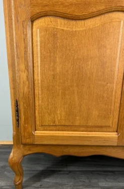 Pamono Vintage French Bookcase in Oak Discount