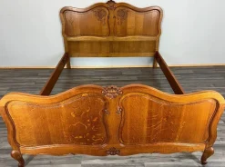 Pamono Vintage French Louis XVI Style Oak Double Carved Bed Frame Sale
