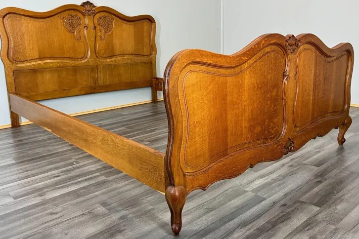 Pamono Vintage French Louis XVI Style Oak Double Carved Bed Frame Sale