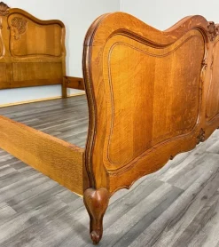 Pamono Vintage French Louis XVI Style Oak Double Carved Bed Frame Sale