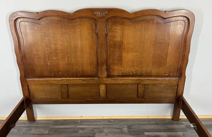 Pamono Vintage French Louis XVI Style Double Carved Bed in Oak Sale