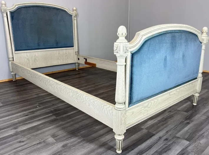 Pamono Vintage French Style Bed Online