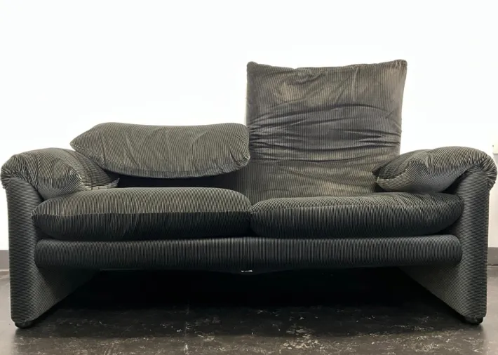 Pamono Vintage Grey Velvet Maralunga Sofa with Armchair by Vico Magistretti for Cassina, 1970s, Set of 2 Outlet