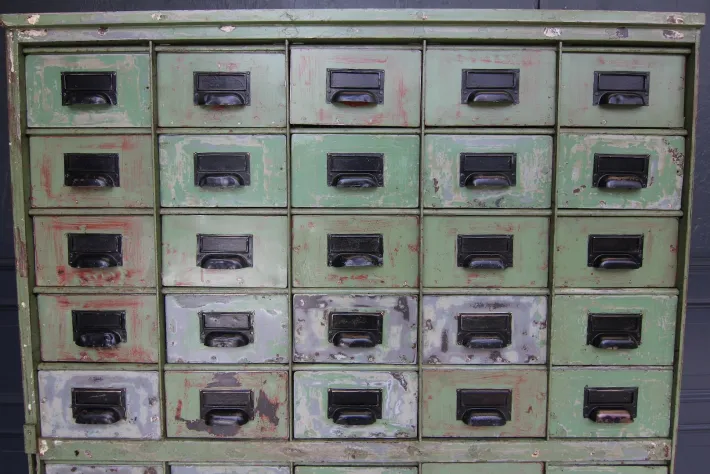 Pamono Vintage Industrial Metal Drawer Cabinet, 1920s Online