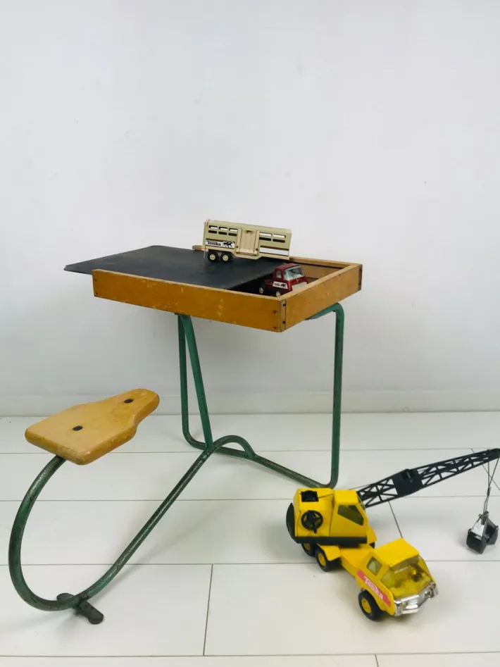 Pamono Vintage Industrial Metal and Wood Children's Desk Discount