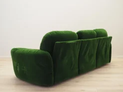 Pamono Vintage Italian Green Velour Sofa by Arrigo Arrigoni for Busnelli, 1970s Online