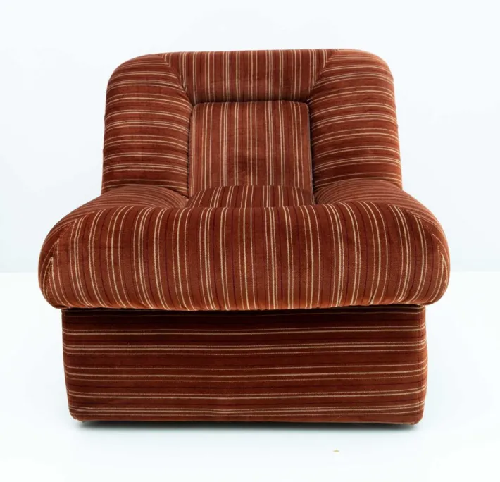 Pamono Vintage Italian Modular Armchairs and Coffee Table in Velvet, 1970, Set of 6 Clearance