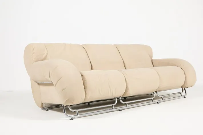 Pamono Vintage Italian Sculptural Sofa, 1970s Online