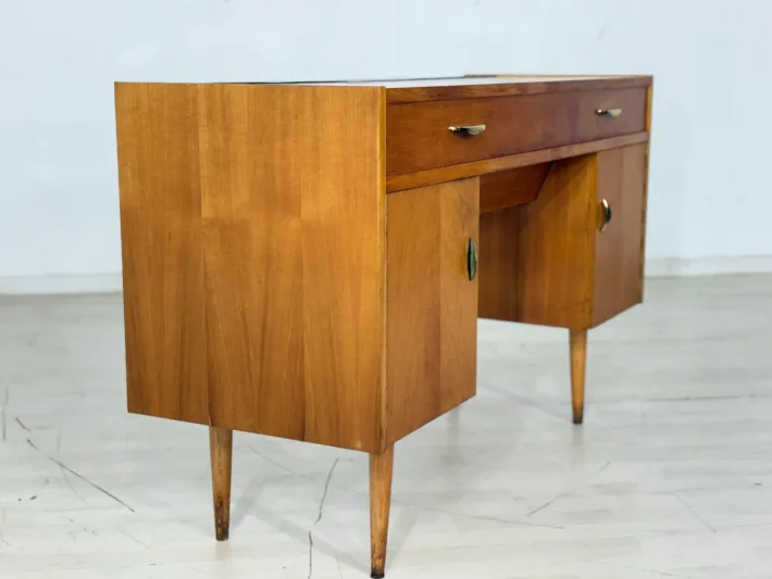 Pamono Vintage Ladies Desk in Wood, 1960s Outlet
