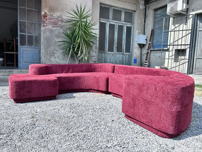 Pamono Vintage Lara Modular Sofa in Burgundy Bouclé by Roberto Pamio for Stilwood, 1970s Hot