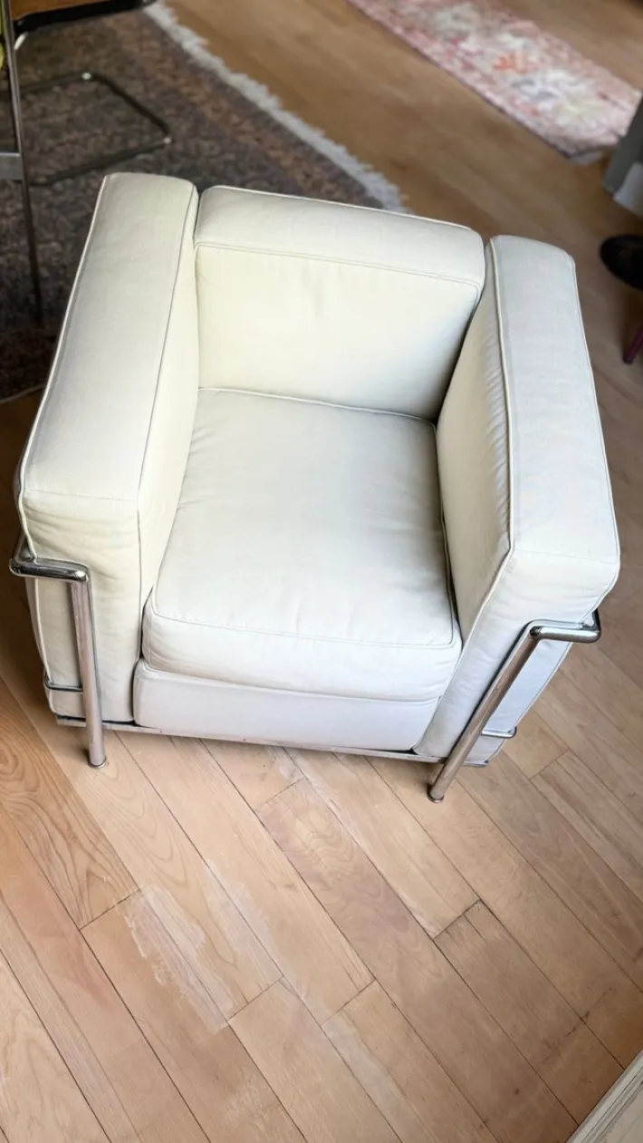 Pamono Vintage LC2 Chair by Le Corbusier and Pierre Jeanneret and Charlotte Perriand for Cassina, 1970s New