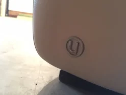 Pamono Vintage Leather Sofa from Natuzzi Hot