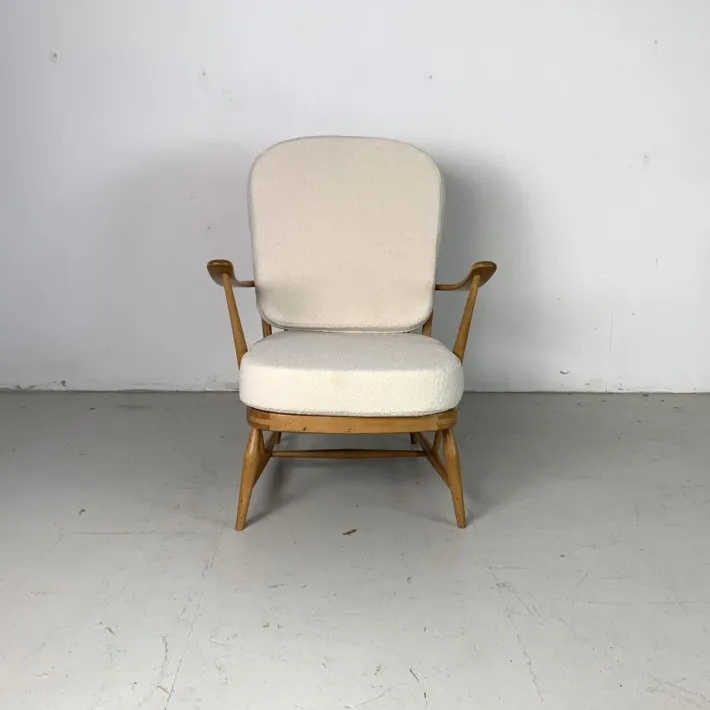 Pamono Vintage Lounge Chair from Ercol Outlet