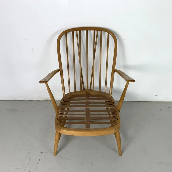 Pamono Vintage Lounge Chair from Ercol Outlet