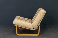 Pamono Vintage Lounge Chairs and Coffee Table, Set of 3 Discount