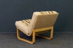 Pamono Vintage Lounge Chairs and Coffee Table, Set of 3 Discount