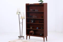 Pamono Vintage Mahogany Bookcase, 1960s Outlet