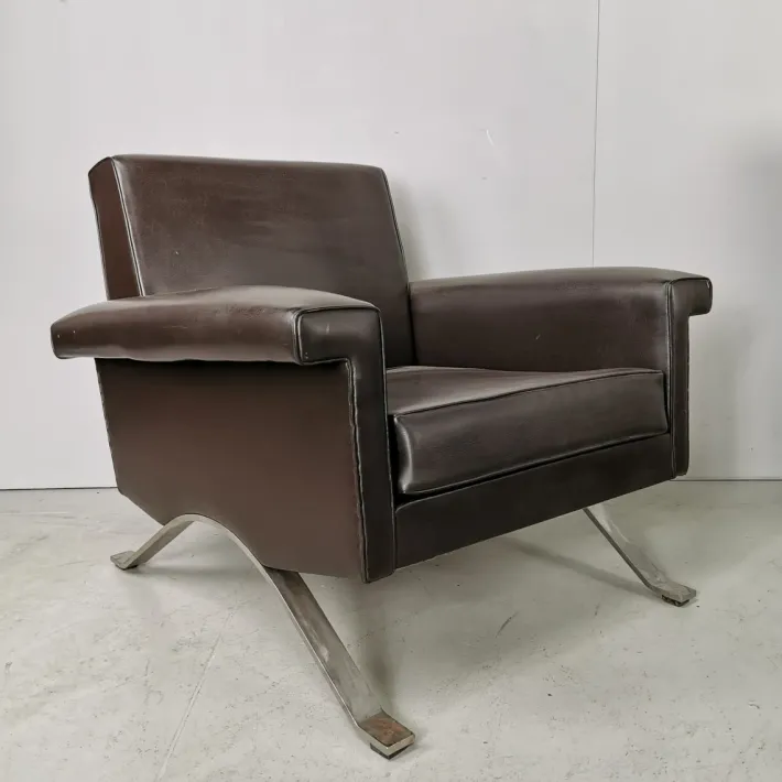 Pamono Vintage Model 875 Armchair in Brown Eco-Leather from Cassina, 1960s Sale