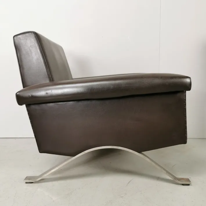 Pamono Vintage Model 875 Armchair in Brown Eco-Leather from Cassina, 1960s Sale