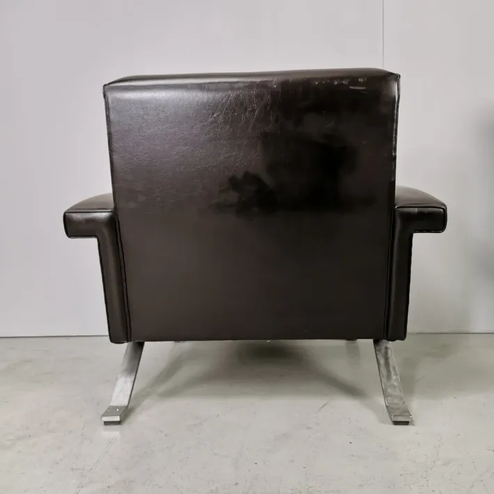 Pamono Vintage Model 875 Armchair in Brown Eco-Leather from Cassina, 1960s Sale