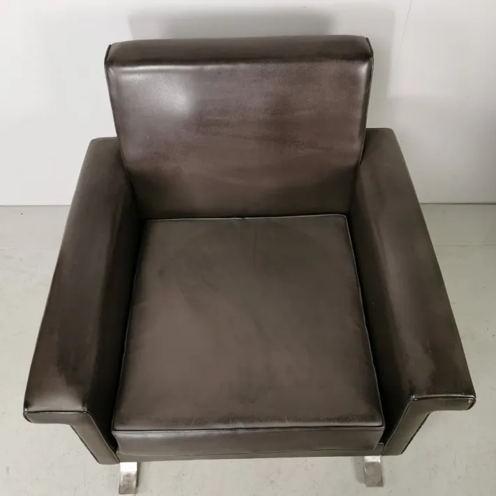 Pamono Vintage Model 875 Armchair in Brown Eco-Leather from Cassina, 1960s Sale