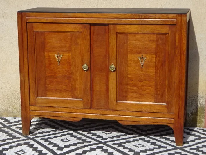 Pamono Vintage Oak and Veneer Sideboard with Gold Handles, 1950s Clearance