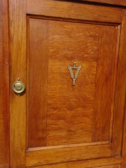 Pamono Vintage Oak and Veneer Sideboard with Gold Handles, 1950s Clearance