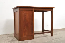 Pamono Vintage Oak Childrens Desk with Roller Door, 1950s Best