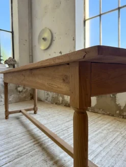 Pamono Vintage Oak Drapers Console Table, 1950s Online