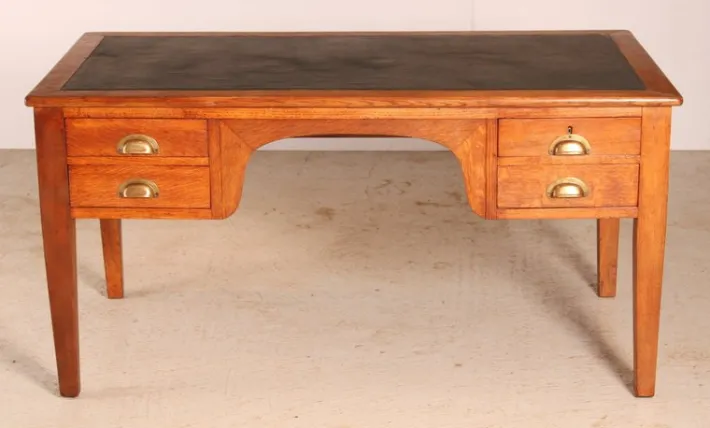 Pamono Vintage Oak Kneehole Desk with Leather Top from Lita Online