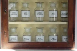 Pamono Vintage Pharmacy Cabinet, 1960s Online