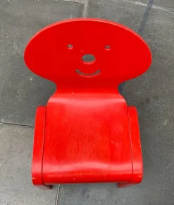 Pamono Vintage Postmodern Wooden Children Clown Face Chair, 1990s Hot