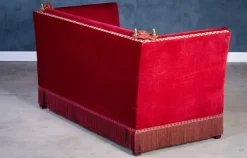 Pamono Vintage Red Velvet Knole Sofa with Floral Cushions, 1950s Hot