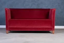 Pamono Vintage Red Velvet Sofa, 1950s Outlet