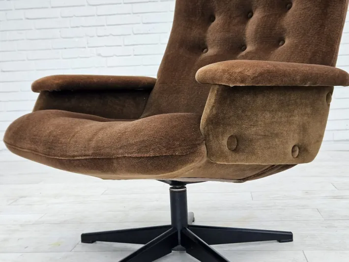 Pamono Vintage Scandinavian Swivel Chair in Velour, 1960s Best